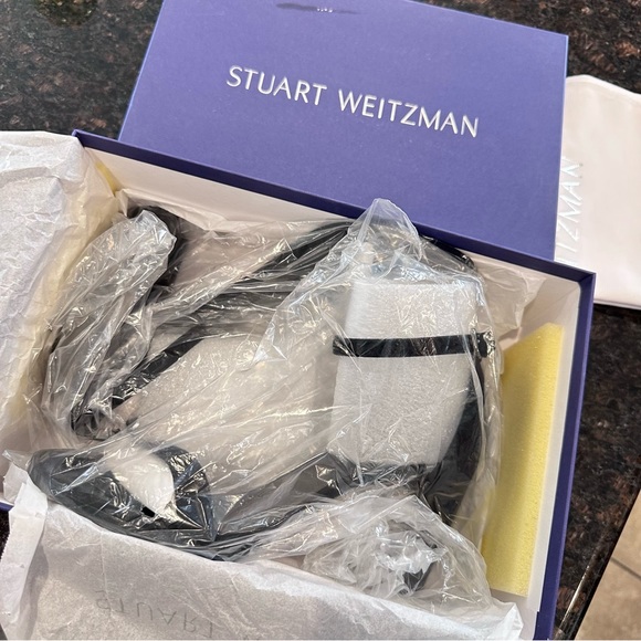 Stuart Weizmann heels - Picture 2 of 6